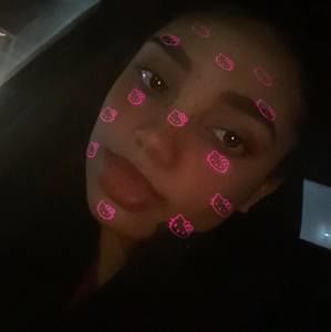 Meet your Posher, Kayla